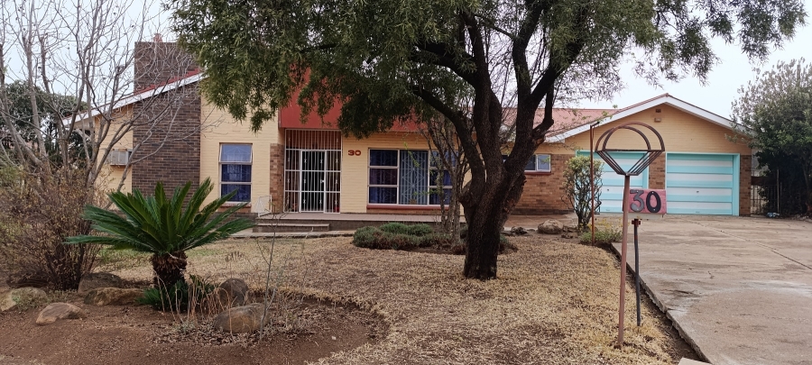 3 Bedroom Property for Sale in Vredefort Free State